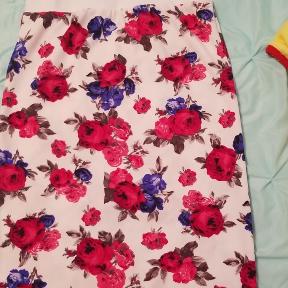 new skirt - Picture 3 of 4